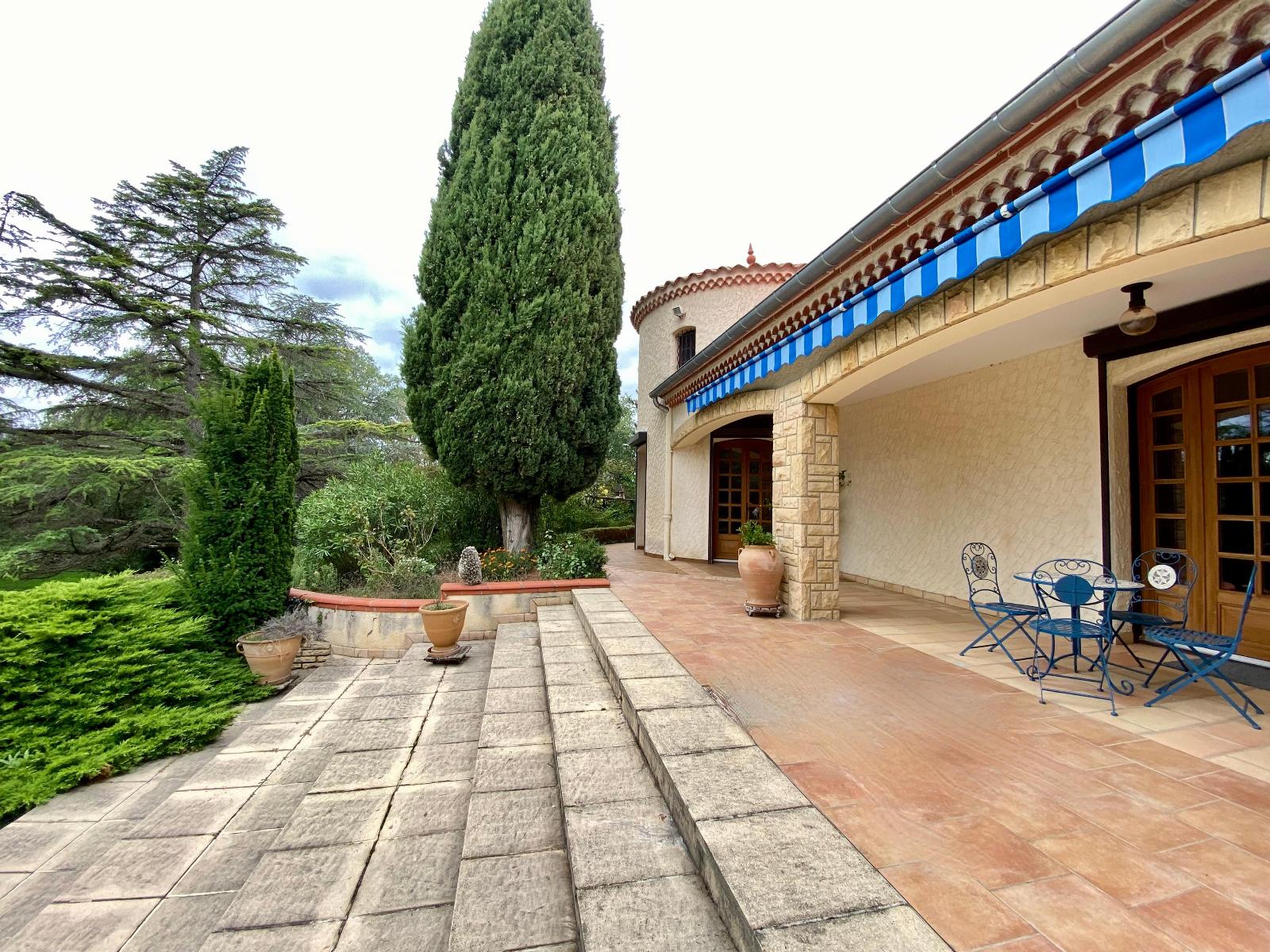 maison 11 pièces - MONTAUT