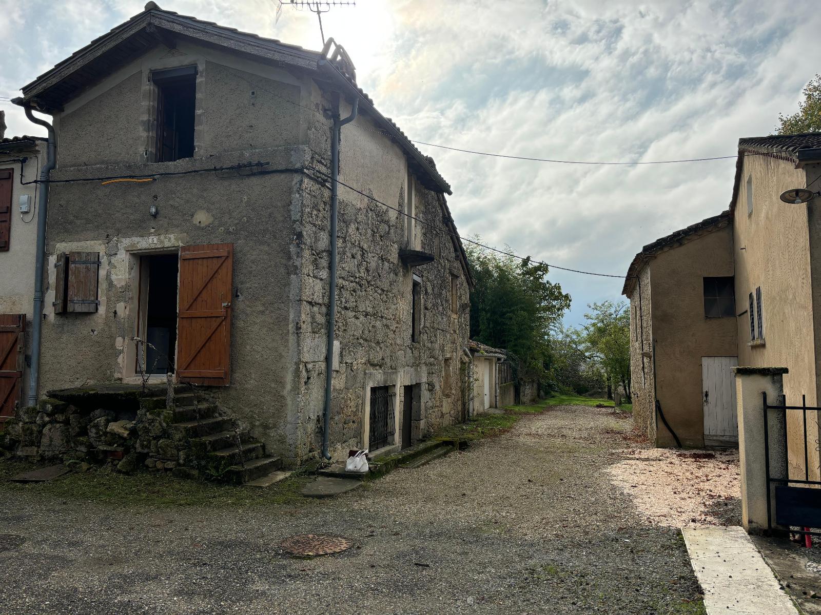 maison 3 pièces - STE-MERE
