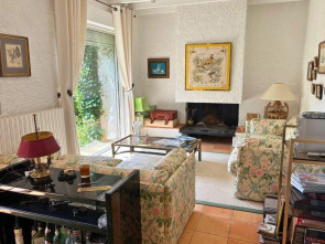 Maison de village en Vente à Daux / 6 pièces 160m2